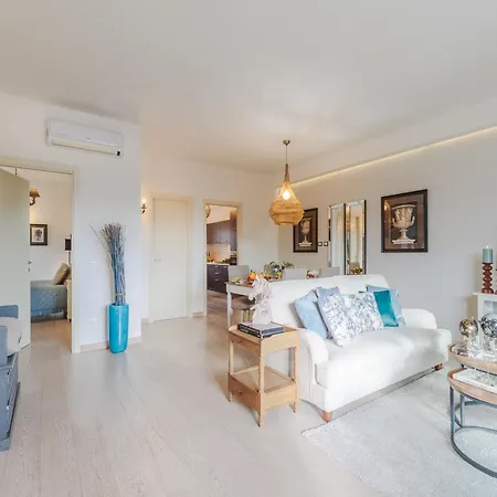 Apartman Serenity Vista Penthouse With Terrace *