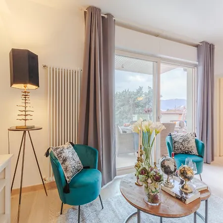 Apartman Serenity Vista Penthouse With Terrace *