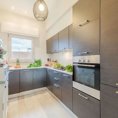 Apartman Serenity Vista Penthouse With Terrace Lucca