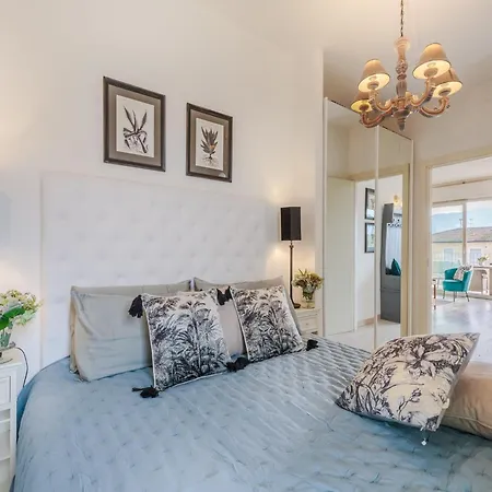 Serenity Vista Penthouse With Terrace *