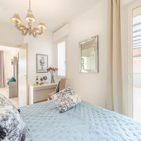Serenity Vista Penthouse With Terrace