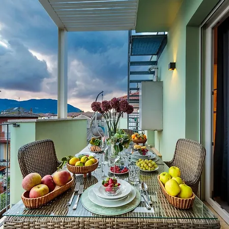 Serenity Vista Penthouse With Terrace Apartman Lucca